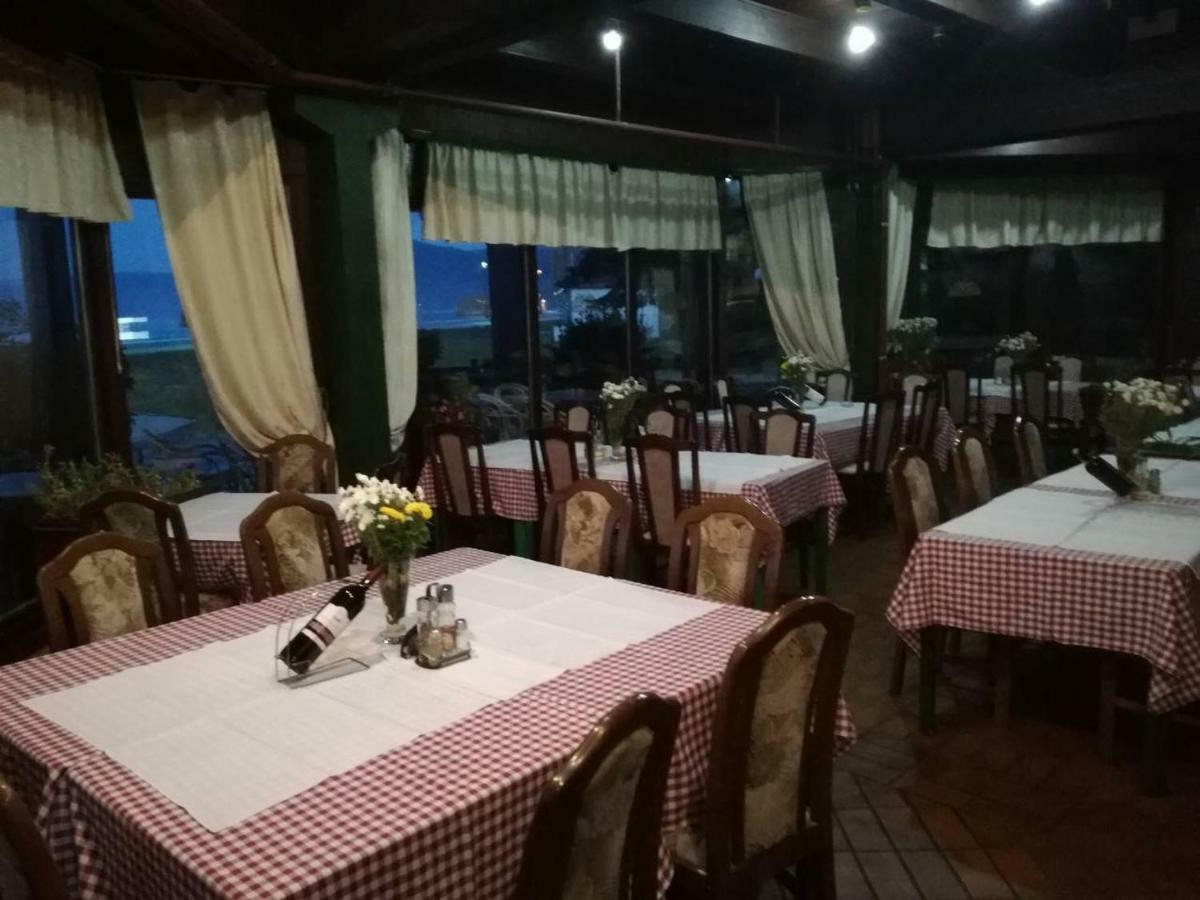 Hotel Golubacki Grad Голубац Екстериор снимка