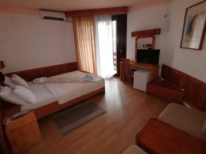 Hotel Golubacki Grad Голубац Екстериор снимка